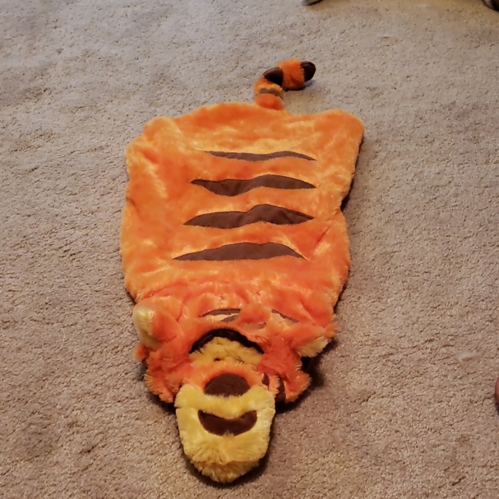 Tigger costume for dogs